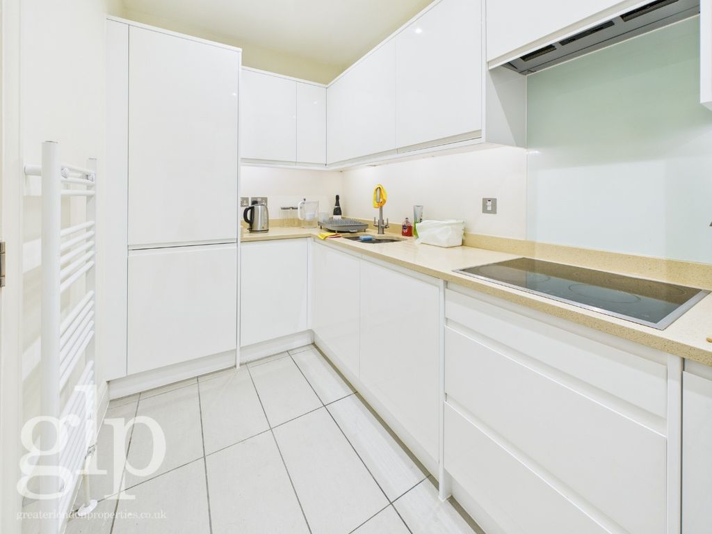 Property photo 2 of 14 2563633