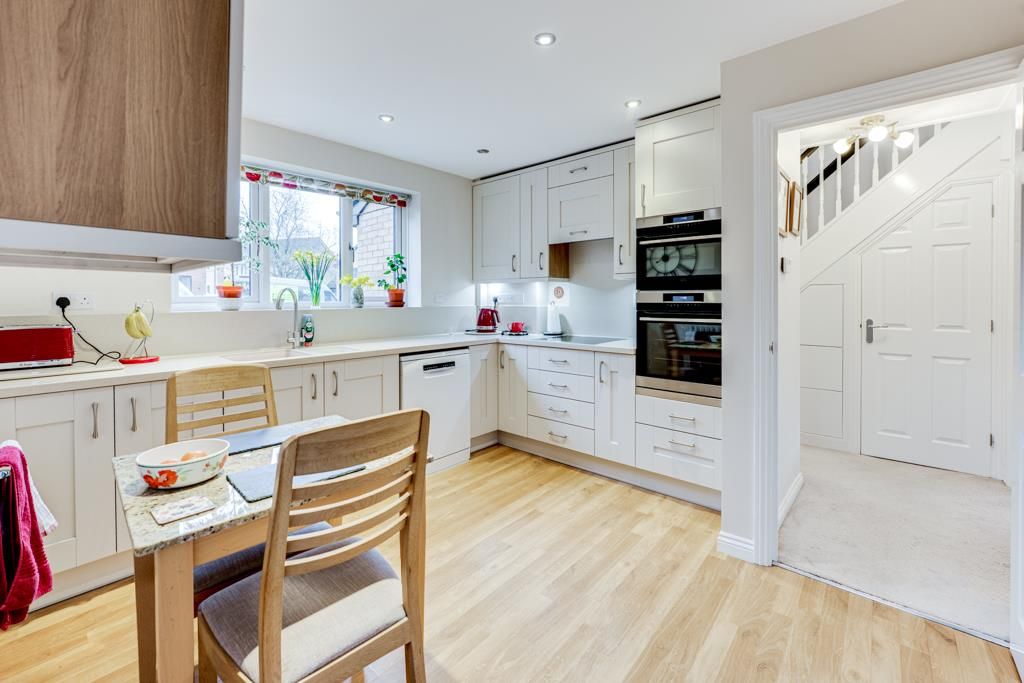 Property photo 3 of 29 10 Beardsley Gardens, Kettering-14.Jpg