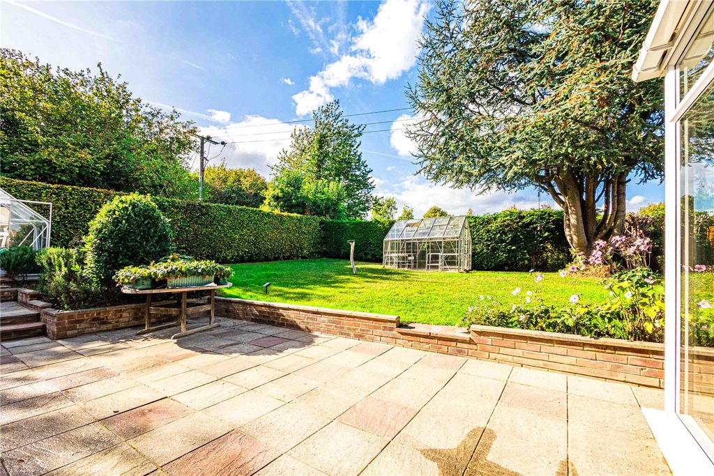 Property photo 3 of 18 Picture No. 02