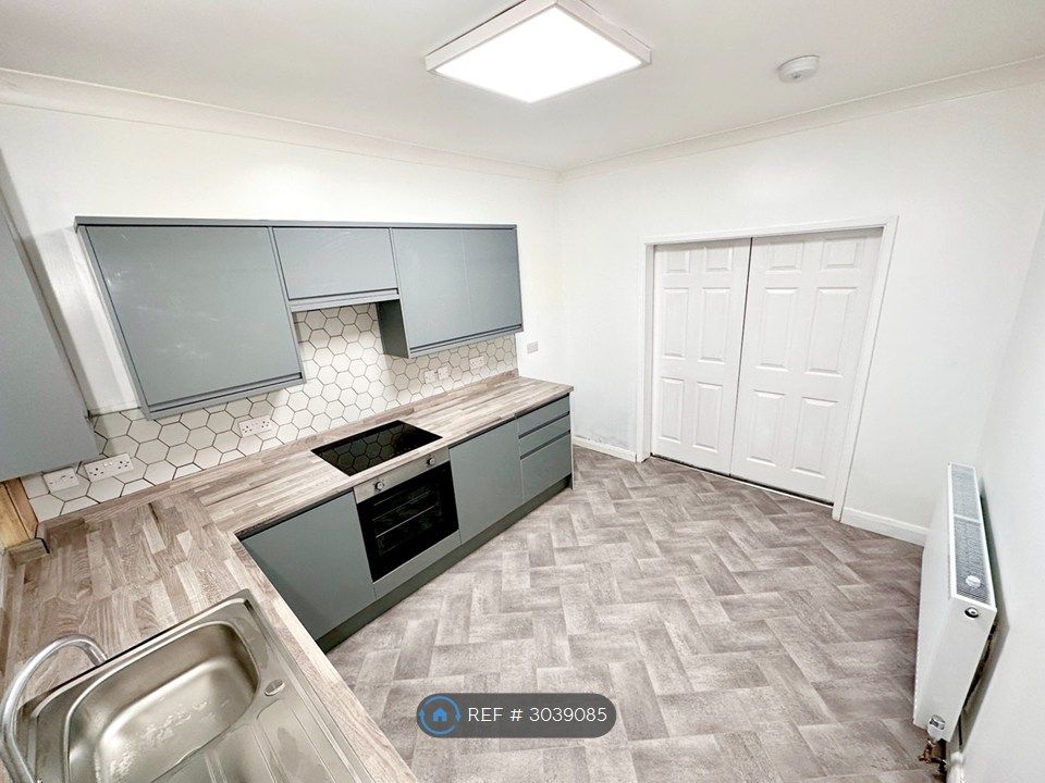 Property photo 2 of 10 Kitchen/Diner