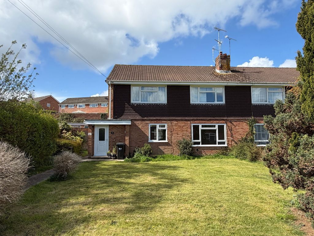 Property photo 1 of 8