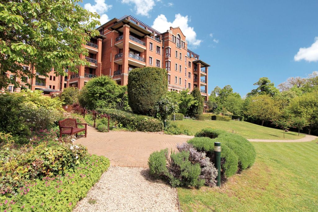 Property photo 2 of 18 Gallery