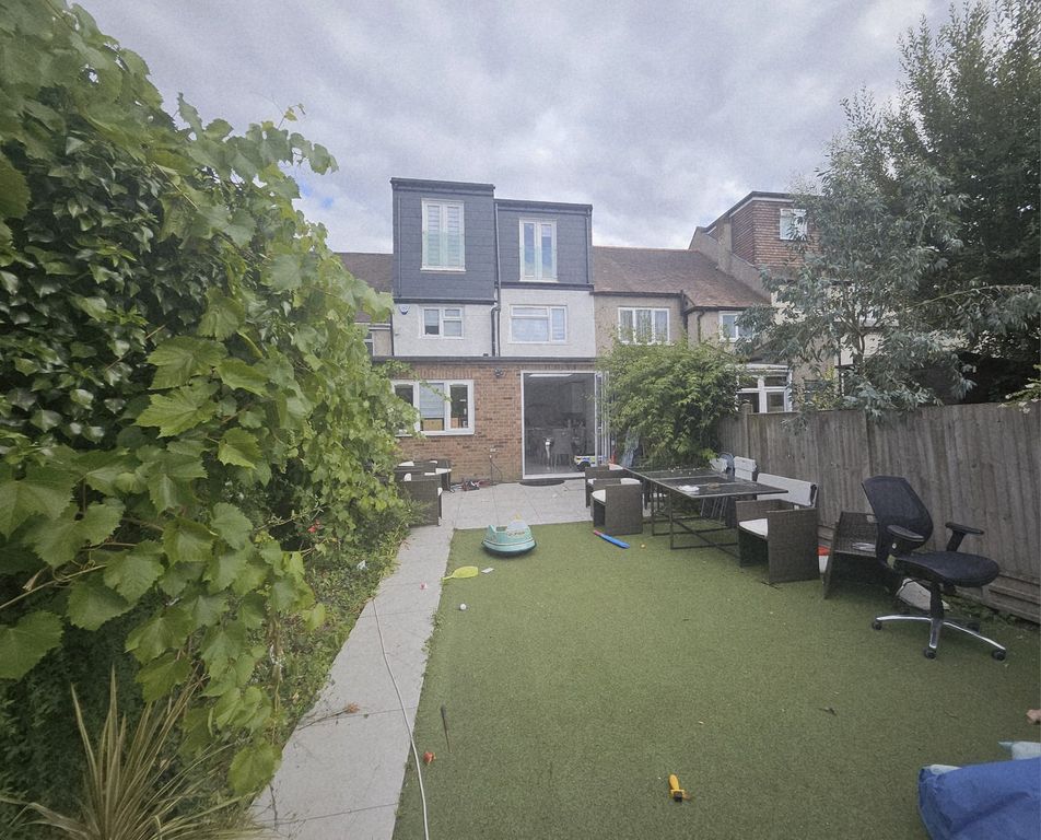 Property photo 1 of 22