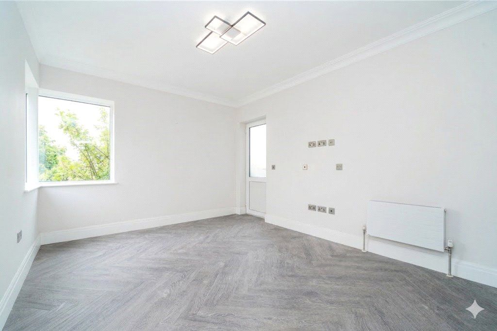 Property photo 1 of 9 Picture No. 19