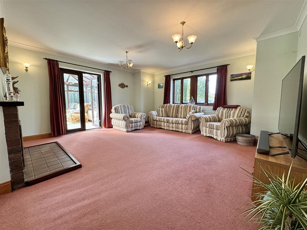 Property photo 3 of 39 Img_1875.Jpeg