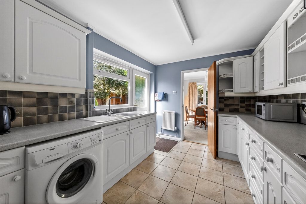 Property photo 3 of 24