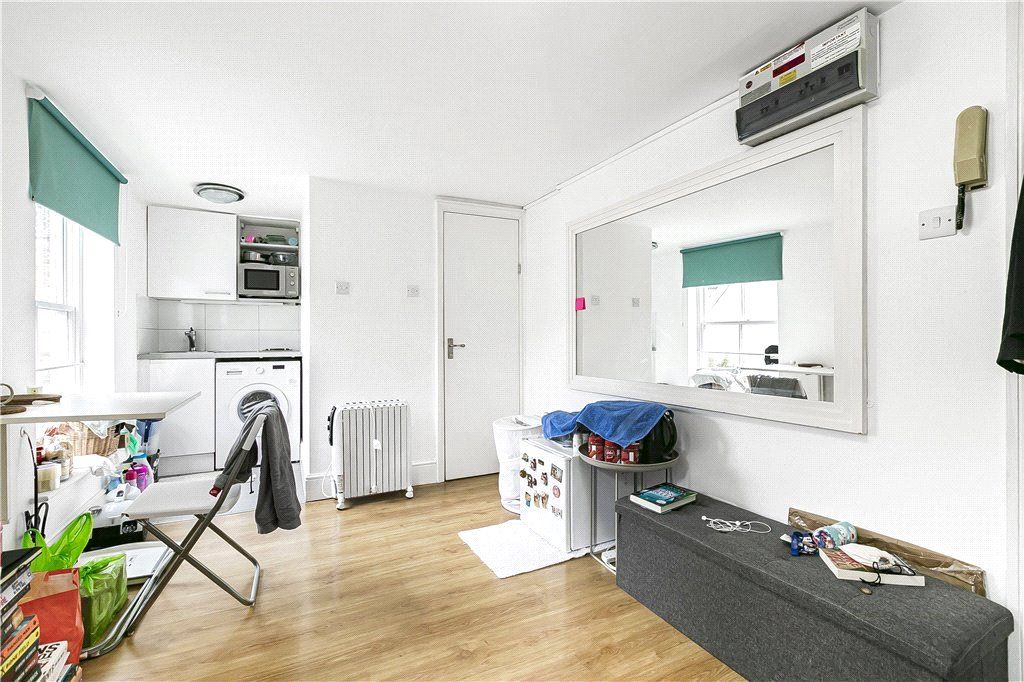Property photo 2 of 9 Studio