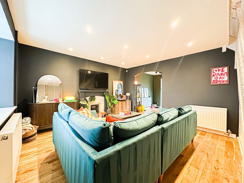 Property photo 2 of 17 Photo 1