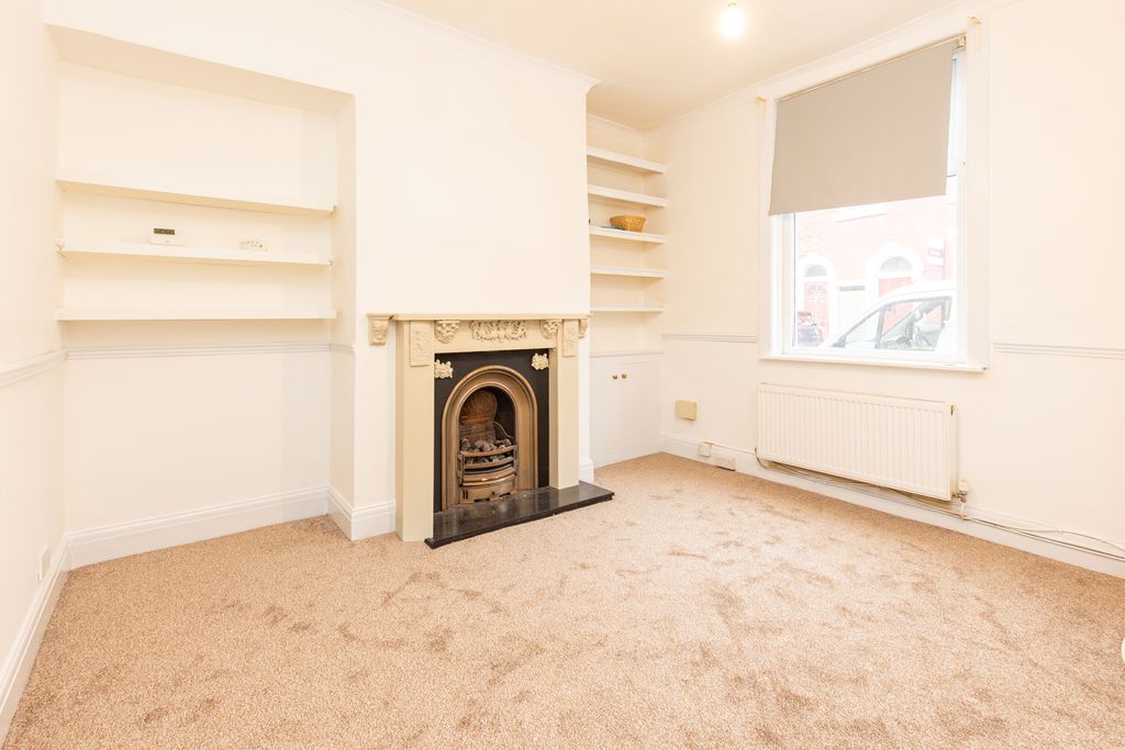 Property photo 2 of 9 Living Room