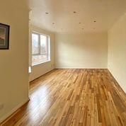 Property photo 3 of 9 Living Room Aspect 2
