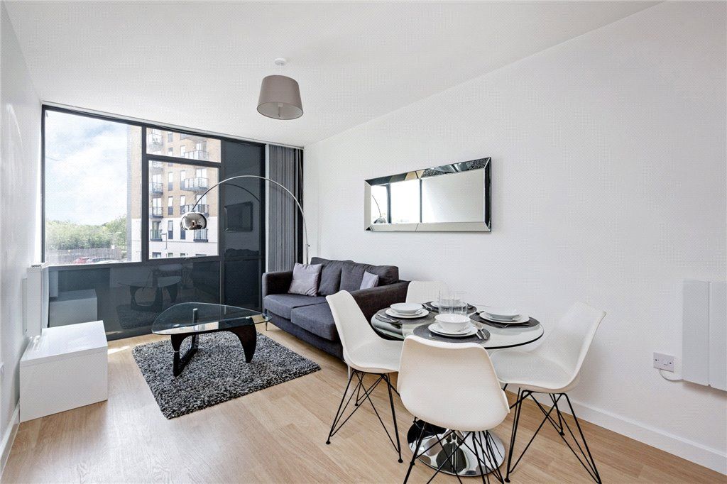 Property photo 2 of 8 Reception Room