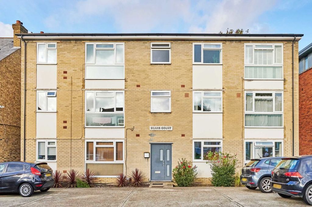 Property photo 1 of 6