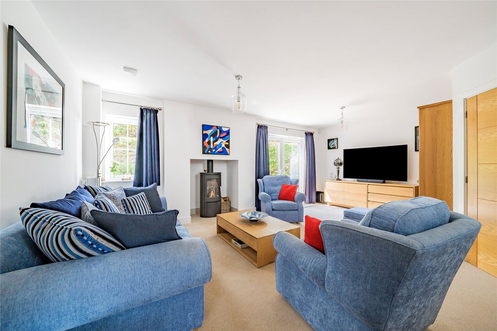 Property photo 2 of 31 2 - Picture No. 01