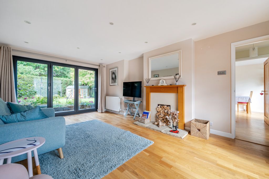 Property photo 2 of 13 Sitting Room