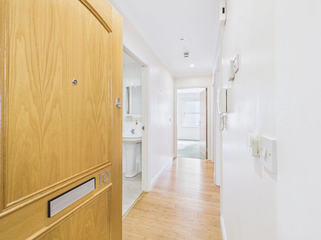 Property photo 2 of 25 Photo 19