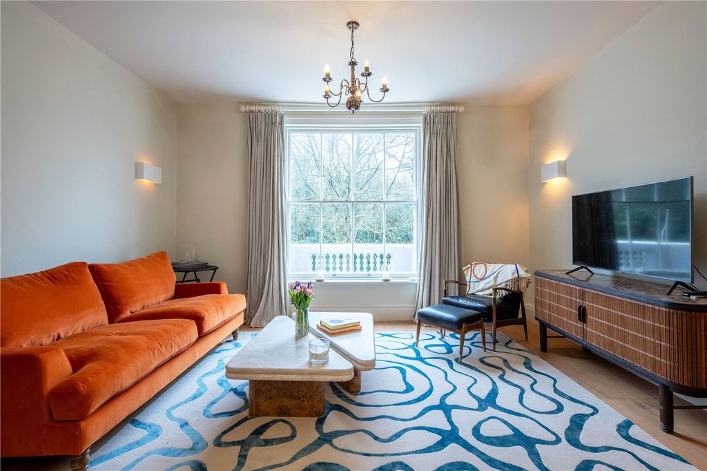 Property photo 3 of 16 Reception Room