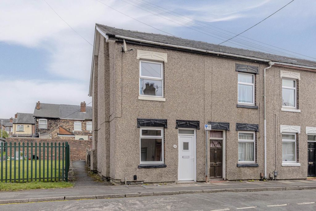 Property photo 1 of 19