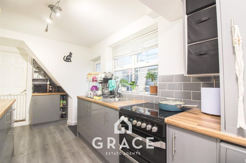 Property photo 3 of 12 Du-Cdrb_K0S-1Io3A_Gcfg.Jpg