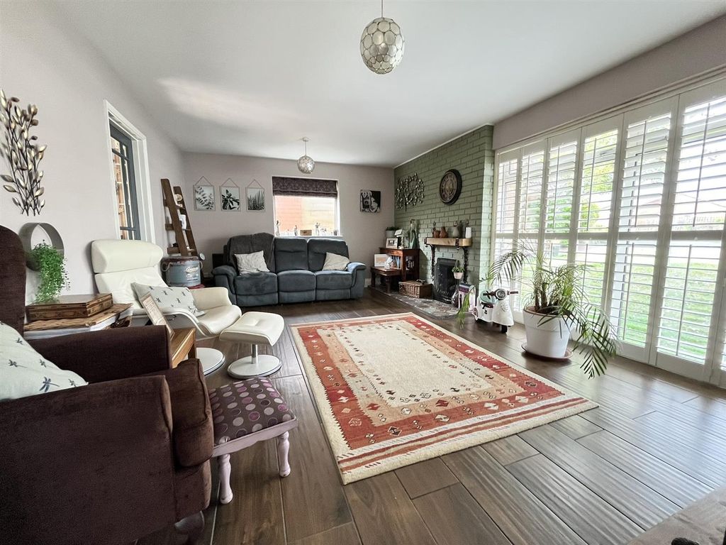 Property photo 2 of 21 Img_8177.Jpeg