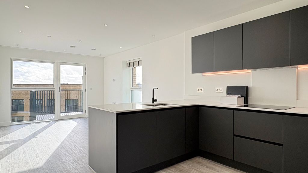 Property photo 1 of 15 Living Room