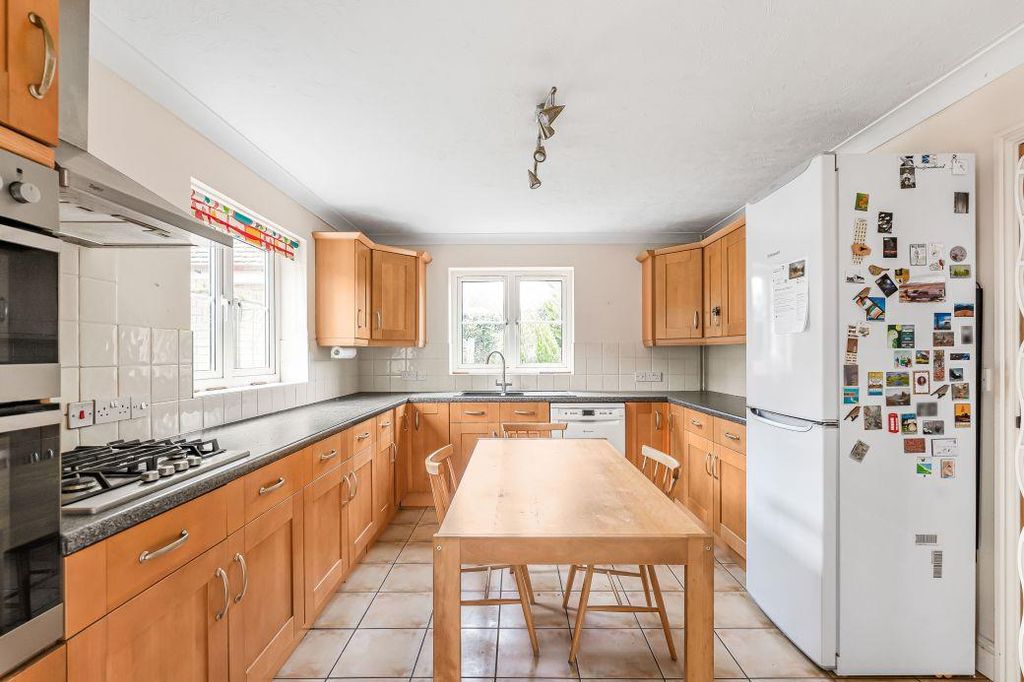 Property photo 3 of 23 17_70349.Jpg