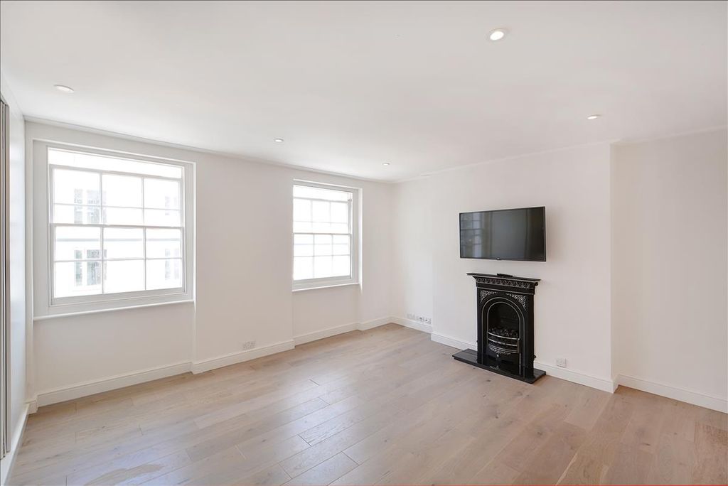 Property photo 3 of 8