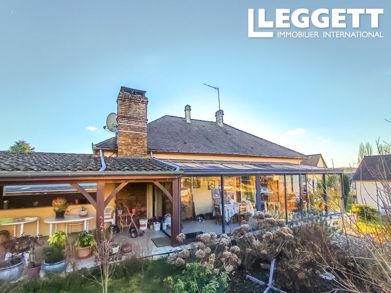 Property photo 2 of 10