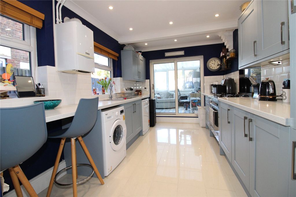 Property photo 3 of 16 Picture No. 26