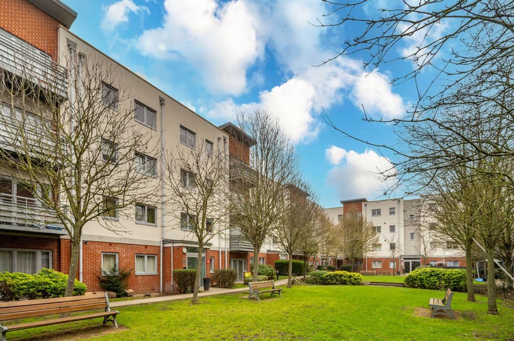 Property photo 2 of 4