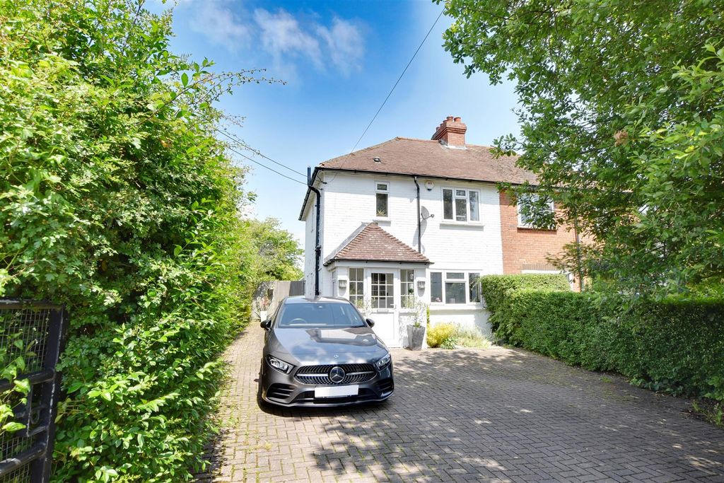 Property photo 1 of 24