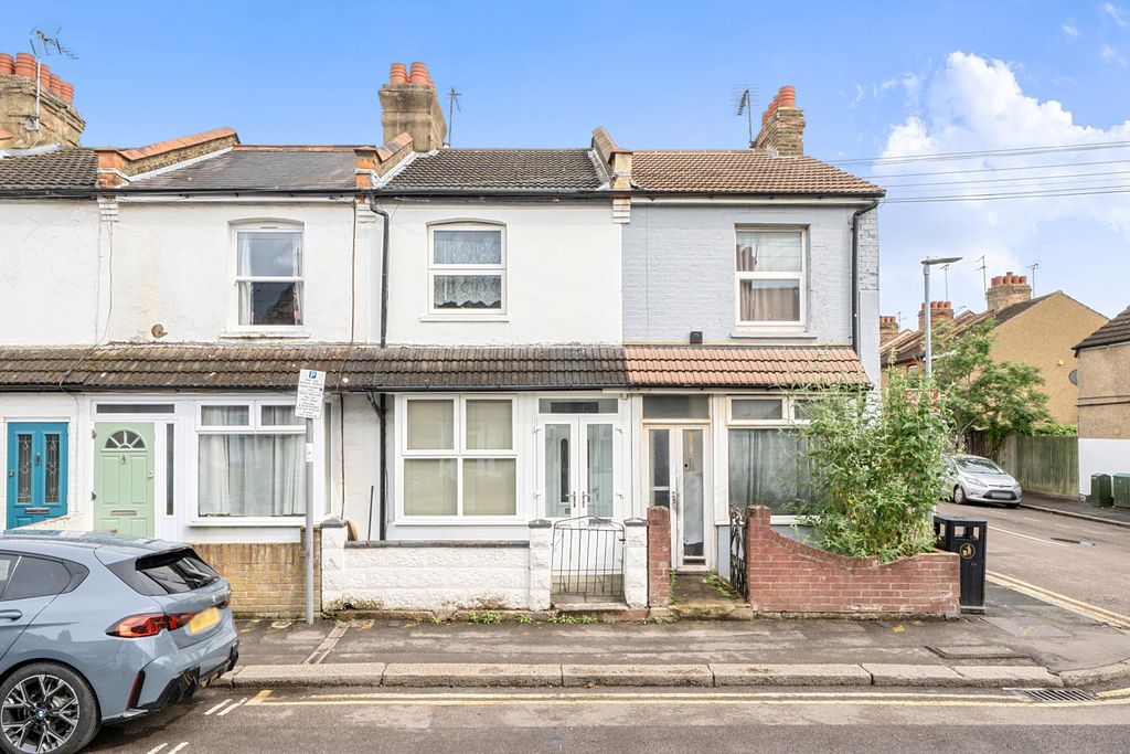 Property photo 1 of 20 1469795-2-6A1Ef57...