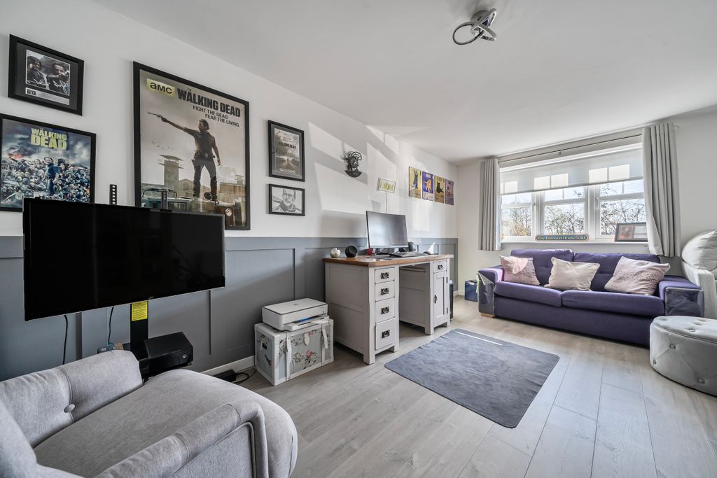 Property photo 3 of 22 1421500-19-69A84E669912d