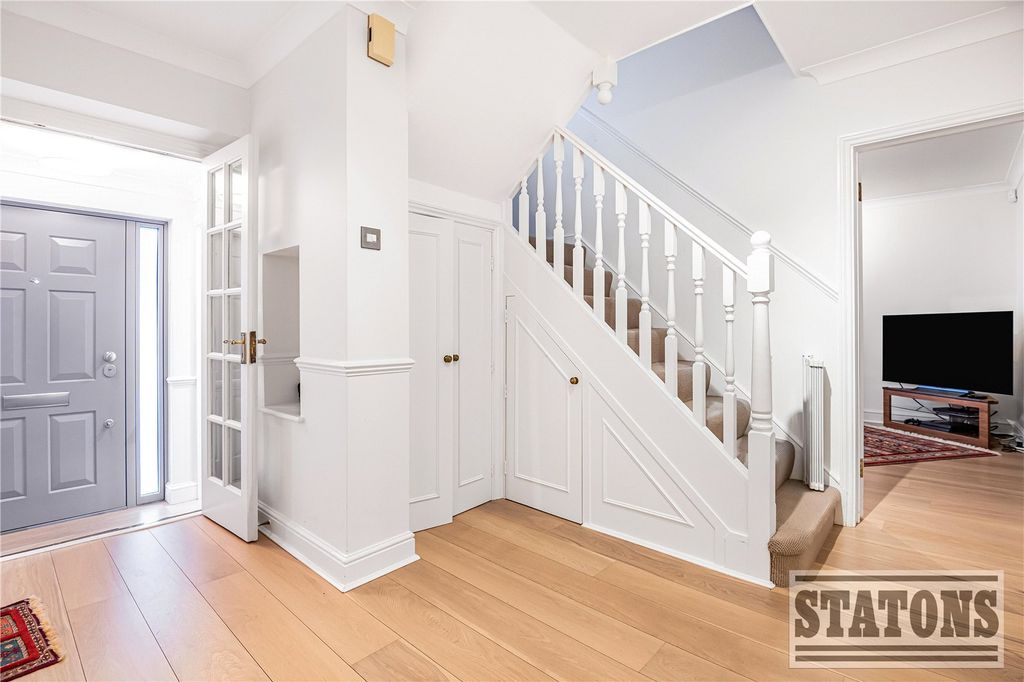 Property photo 2 of 25 Picture No. 34