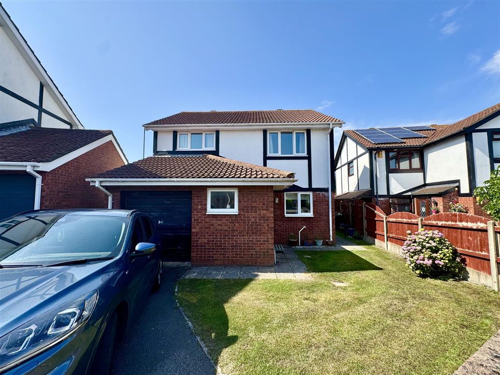 Property photo 1 of 20 13 Deepweir Gardens