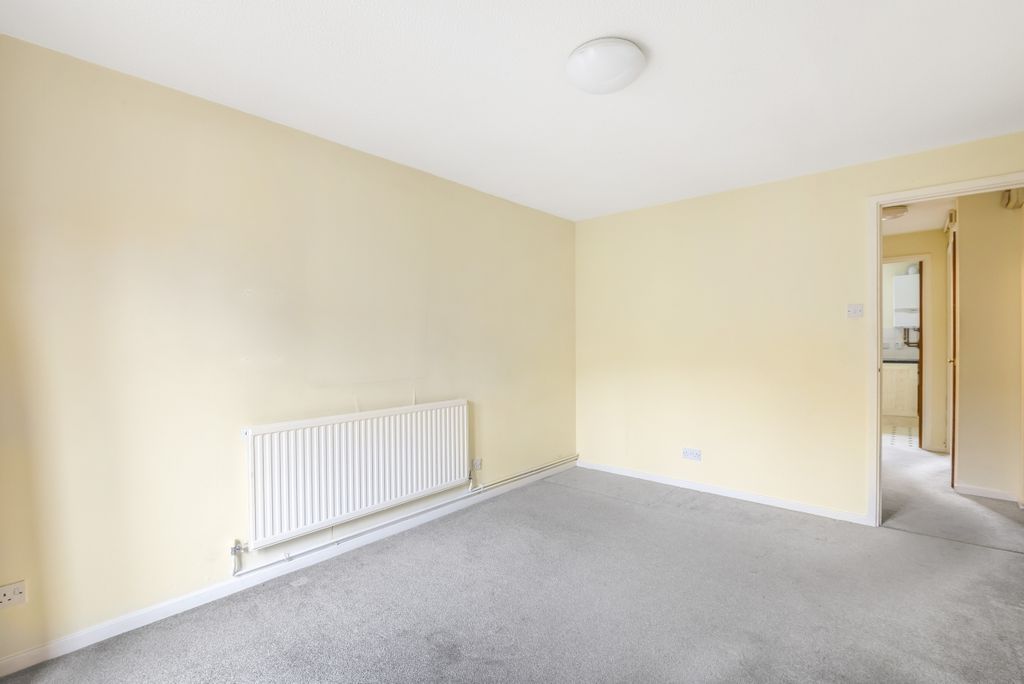 Property photo 2 of 6 830804 (3)