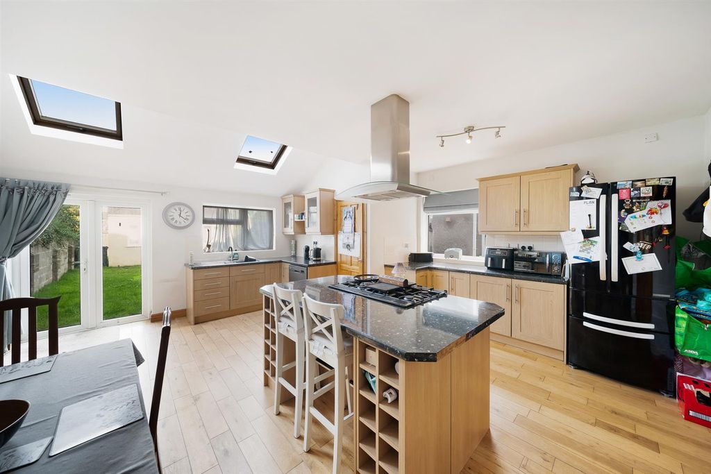 Property photo 2 of 18 Kitchen/Dining/Family