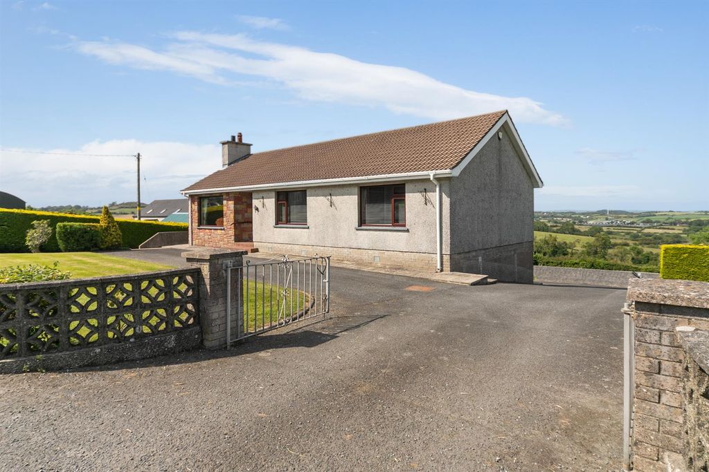 Property photo 2 of 32 81 Macherahamlet Road 26.Jpg