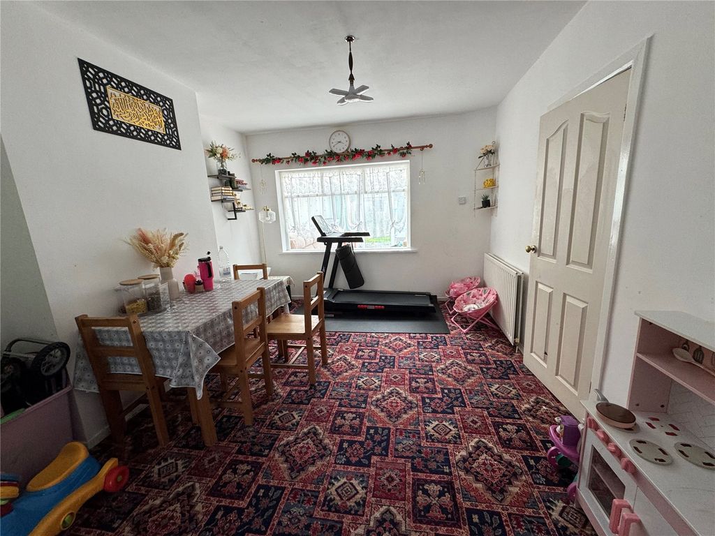 Property photo 3 of 20 Picture No. 09