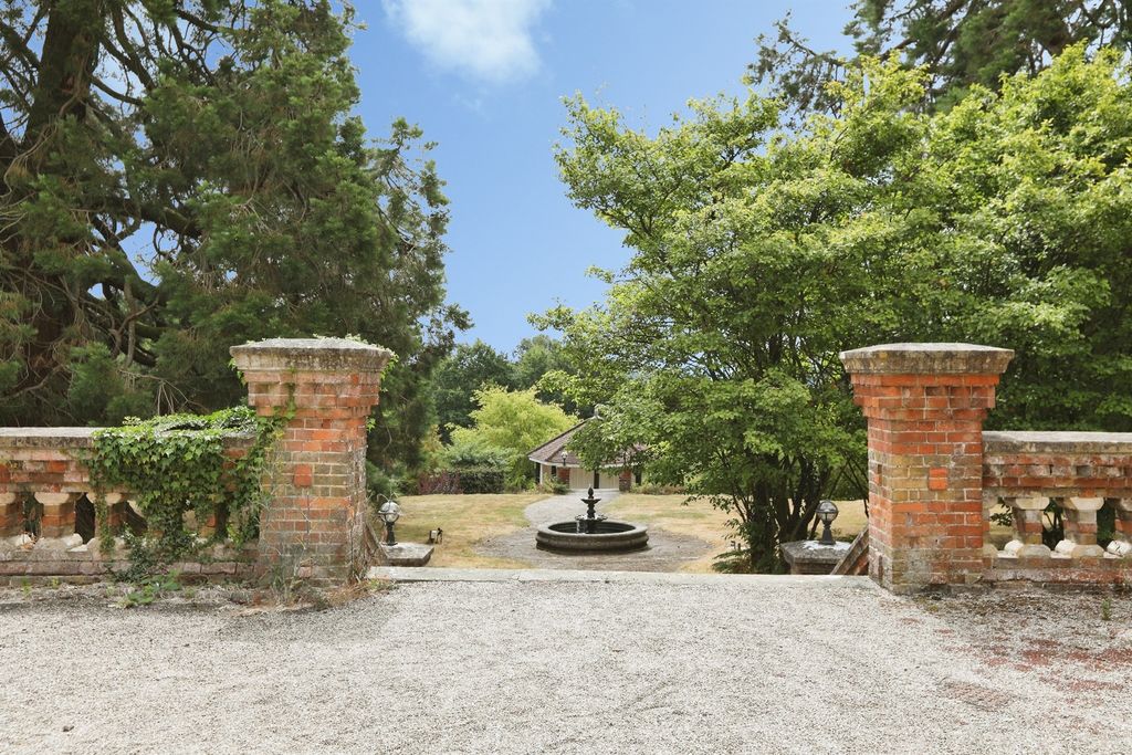 Property photo 2 of 15