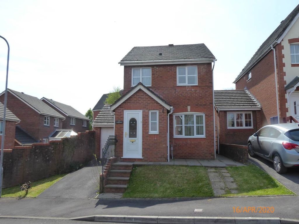 Property photo 1 of 12 139
