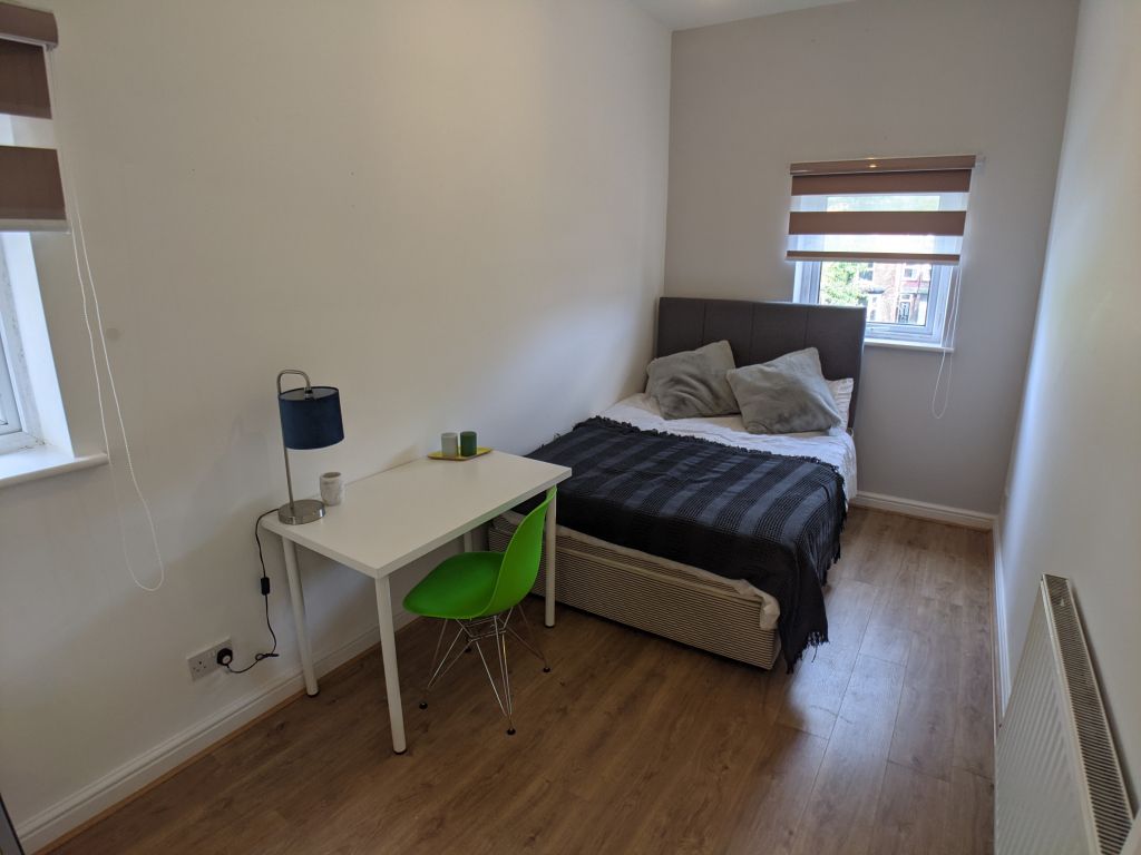 Property photo 2 of 18