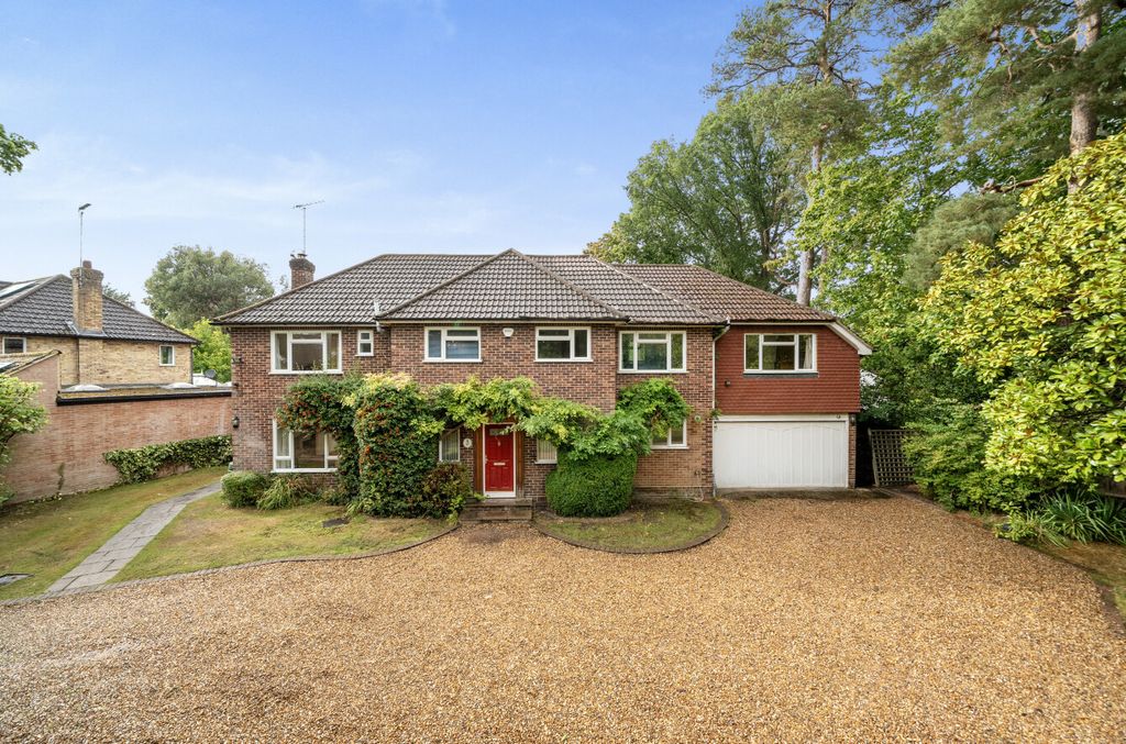 Property photo 2 of 34 1347782-2-68B7158...