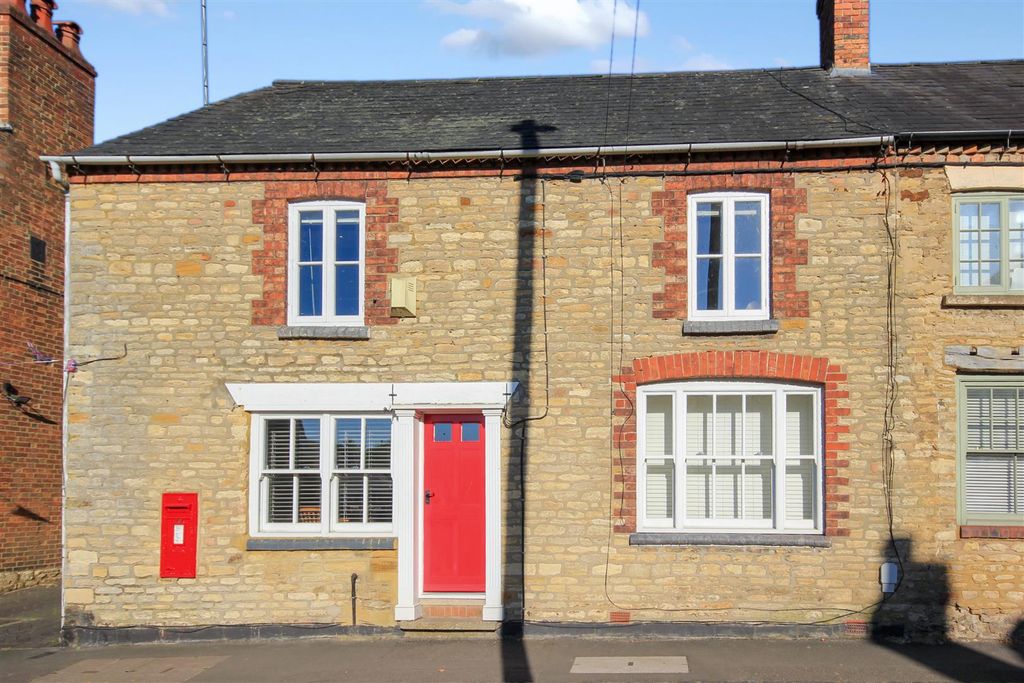 Property photo 1 of 21 Front 2.Jpg