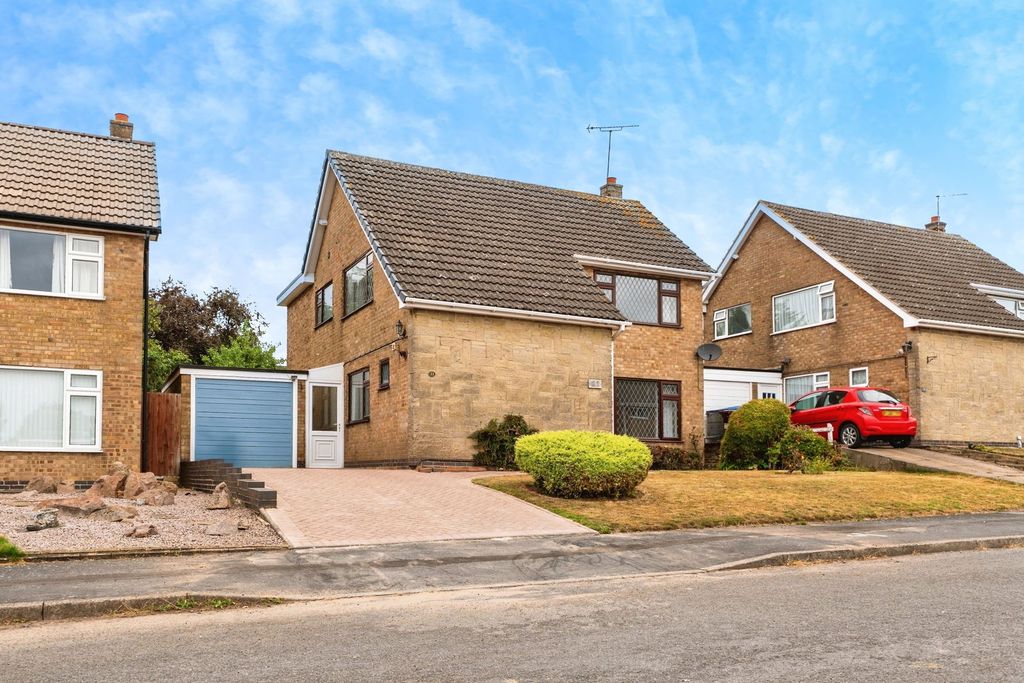 Property photo 1 of 24