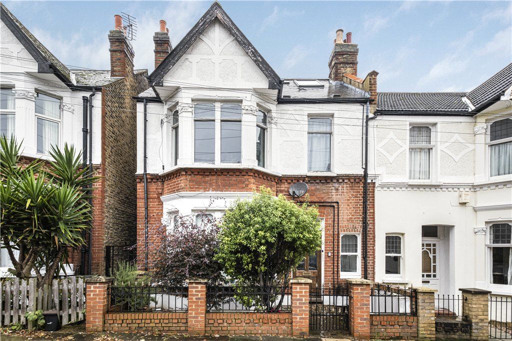 Property photo 1 of 10 External