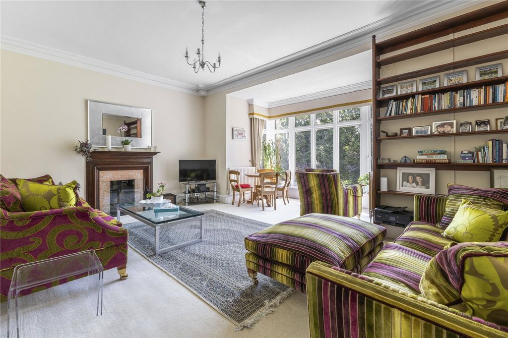 Property photo 2 of 11 Drawing Room