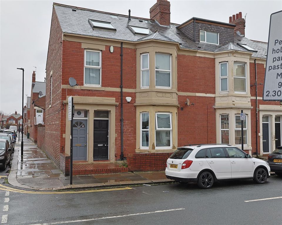 Property photo 3 of 8 8Bff695C-Ac9A-4829-B14A-Ab479E7E4F79_1_201_A.Jpeg