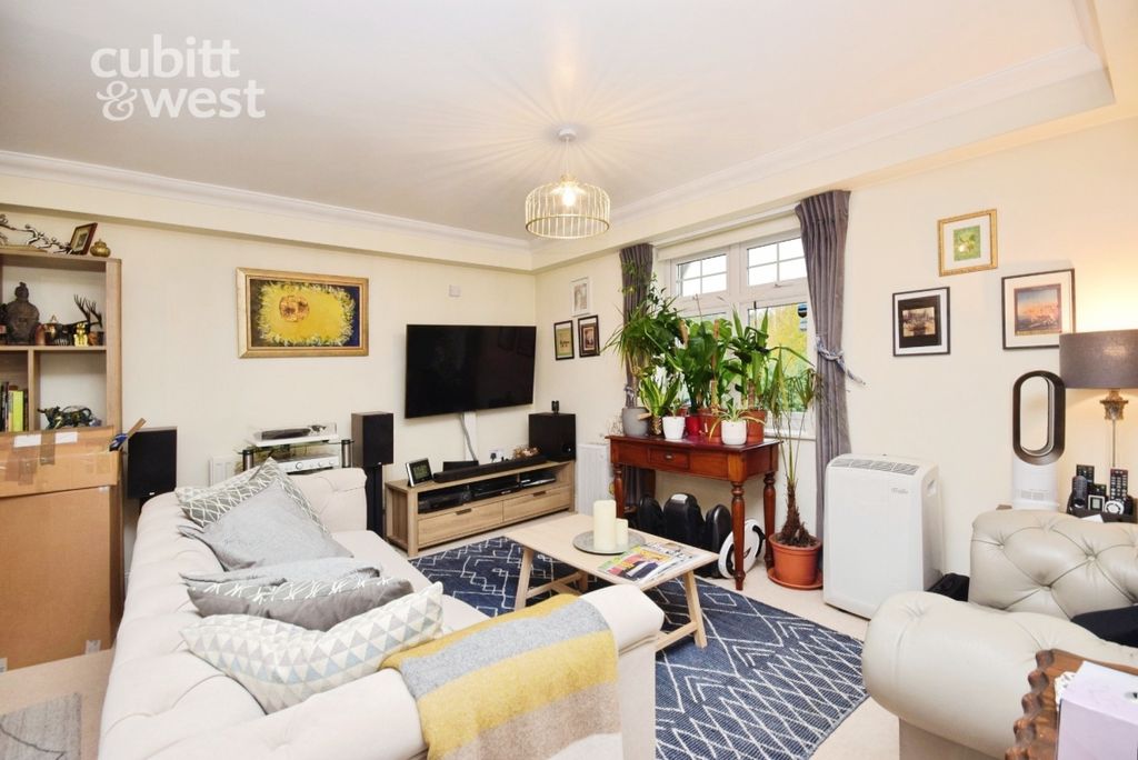 Property photo 2 of 10 Aeb2c636-Dsc_4833