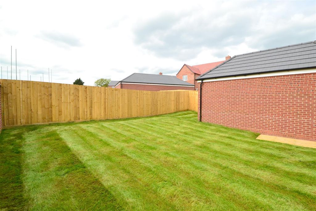 Additional image 13 of 3 bed detached house to rentNorway Close, Leigh Sinton, Malvern WR13