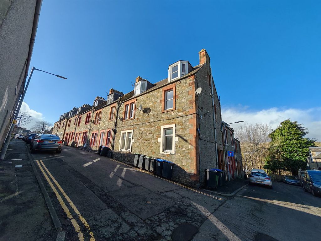 Property photo 1 of 24